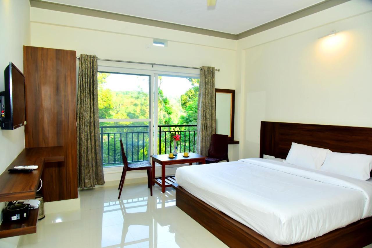 Grand Misty Heaven Villa Madikeri Luaran gambar