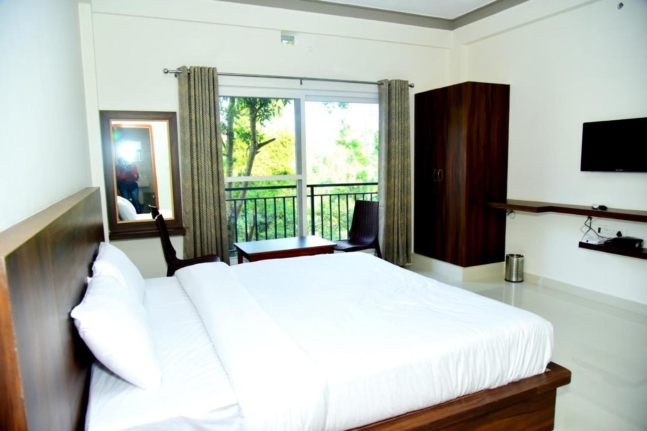 Grand Misty Heaven Villa Madikeri Luaran gambar